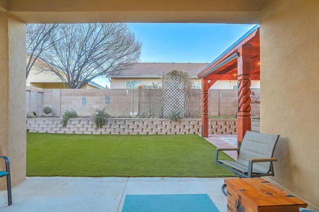 1042 Reynosa Loop SE, Rio Rancho, NM 87124