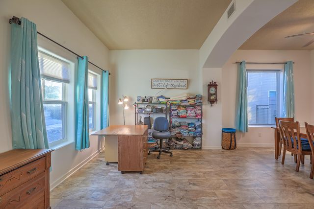 1042 Reynosa Loop SE, Rio Rancho, NM 87124