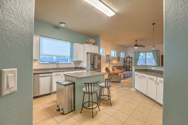 1042 Reynosa Loop SE, Rio Rancho, NM 87124