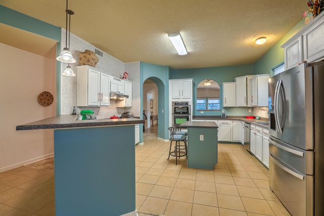 1042 Reynosa Loop SE, Rio Rancho, NM 87124