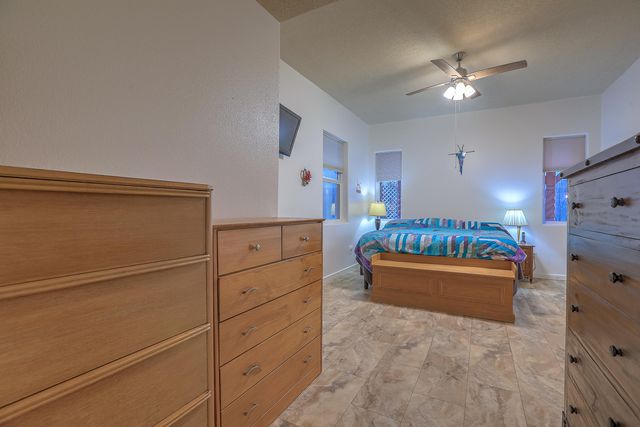 1042 Reynosa Loop SE, Rio Rancho, NM 87124