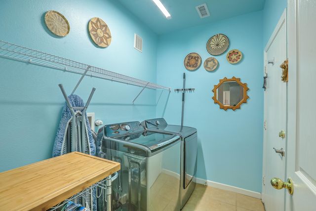 1042 Reynosa Loop SE, Rio Rancho, NM 87124