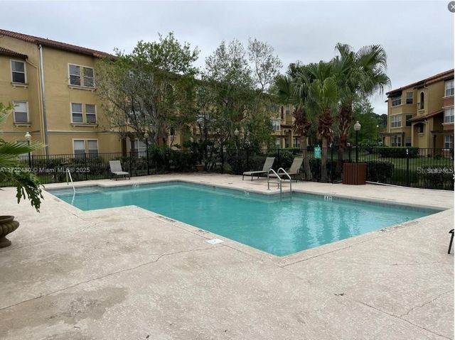 5160 CONROY ROAD 14, Orlando, FL 32811