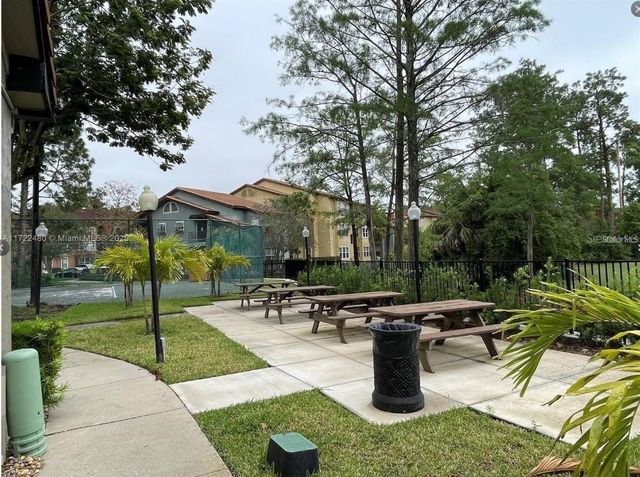 5160 CONROY ROAD 14, Orlando, FL 32811