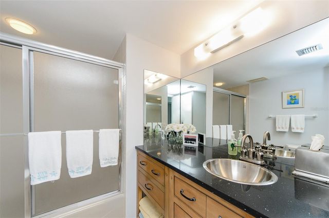 690 ISLAND WAY 507, Clearwater Beach, FL 33767
