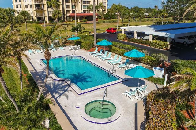 690 ISLAND WAY 507, Clearwater Beach, FL 33767