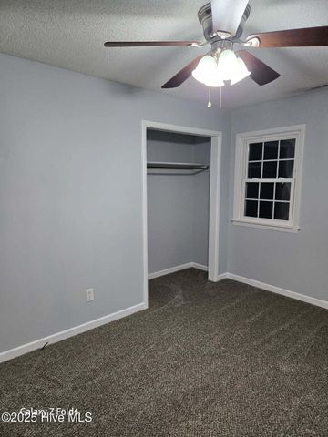 100 Knight Place, Jacksonville, NC 28546