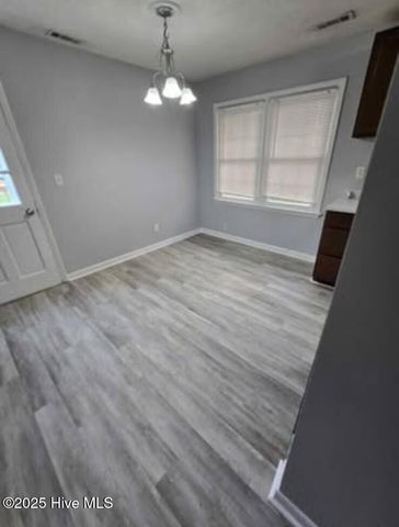 100 Knight Place, Jacksonville, NC 28546