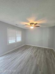 100 Knight Place, Jacksonville, NC 28546