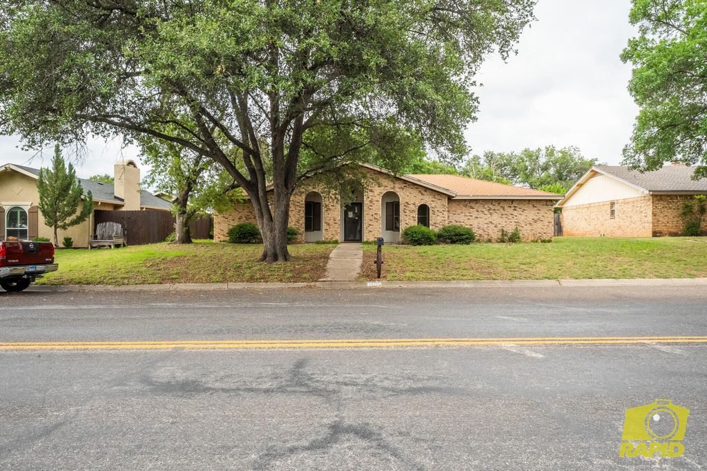 Image 1 of property listing at 3205 Southland Boulevard, San Angelo, TX 76904