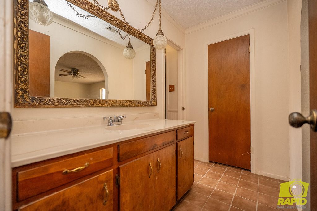 Image 15 of property listing at 3205 Southland Boulevard, San Angelo, TX 76904
