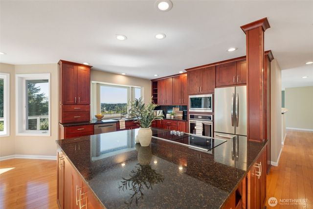2704 88th Street Ct NW, Gig Harbor, WA 98332