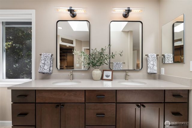 2704 88th Street Ct NW, Gig Harbor, WA 98332