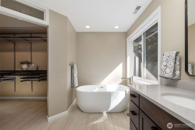 2704 88th Street Ct NW, Gig Harbor, WA 98332