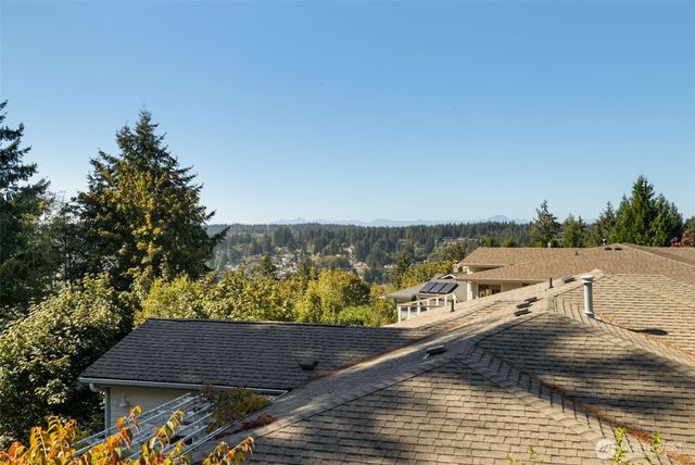 2704 88th Street Ct NW, Gig Harbor, WA 98332