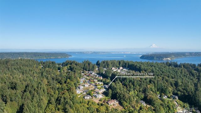 2704 88th Street Ct NW, Gig Harbor, WA 98332