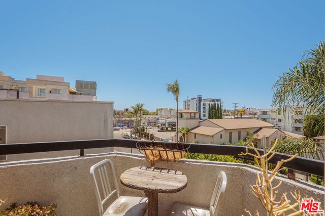 1240 S Corning Street 303, Los Angeles, CA 90035
