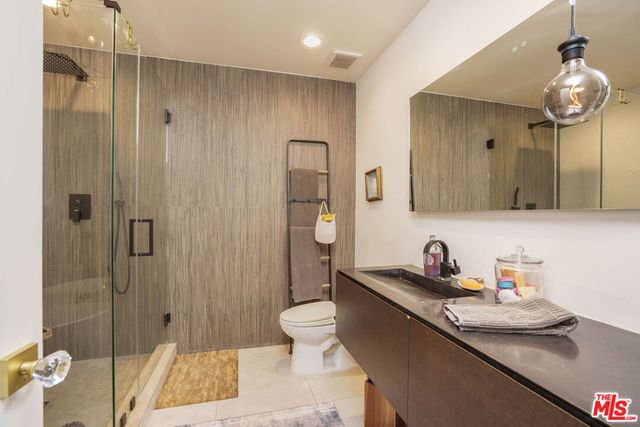 1240 S Corning Street 303, Los Angeles, CA 90035
