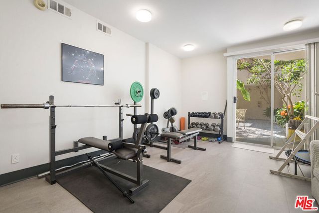 1240 S Corning Street 303, Los Angeles, CA 90035