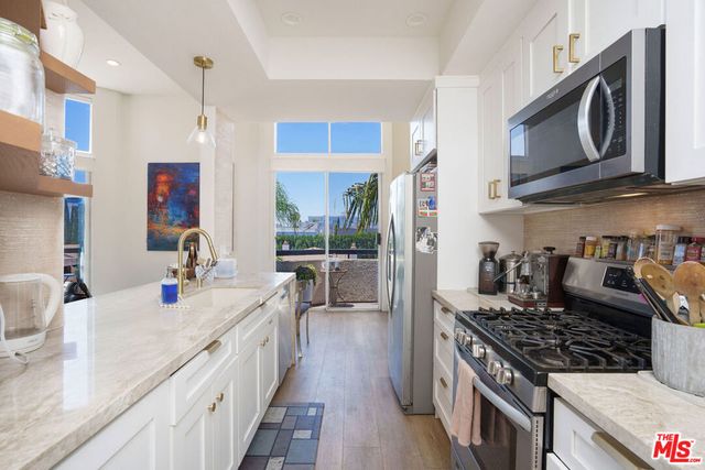 1240 S Corning Street 303, Los Angeles, CA 90035
