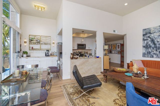 1240 S Corning Street 303, Los Angeles, CA 90035