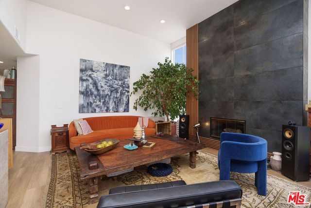 1240 S Corning Street 303, Los Angeles, CA 90035