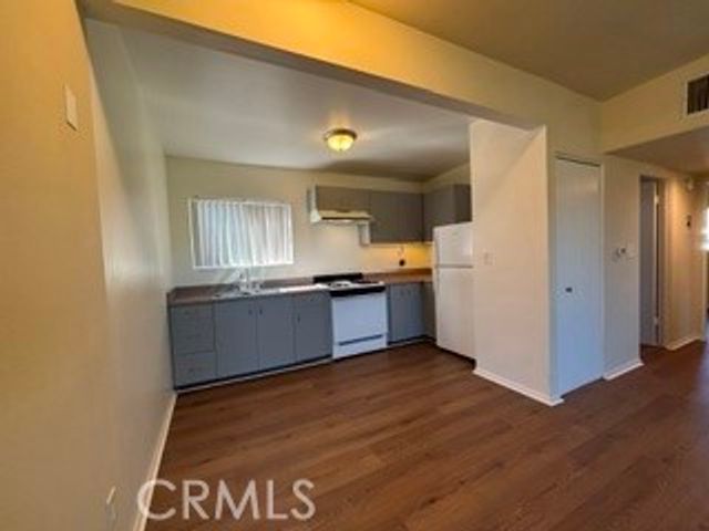 1229 Hollister, San Fernando, CA 91340