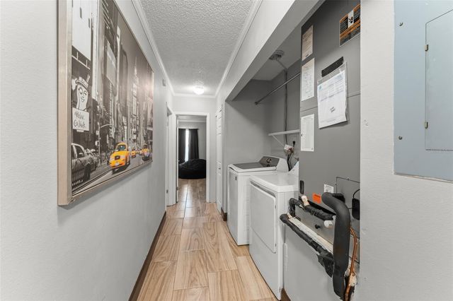 961 MILLENBECK AVENUE, Deltona, FL 32725