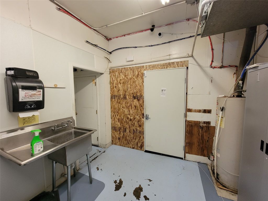 10049 Hwy 2 E, Coram, MT 59913 photo 33