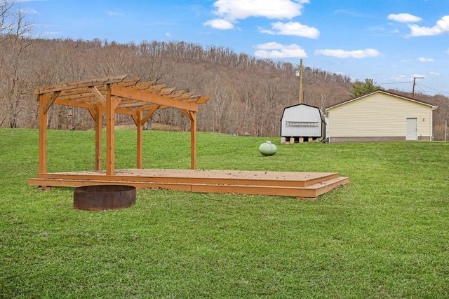 1836 Clarksburg Road, Vanceburg, KY 41179