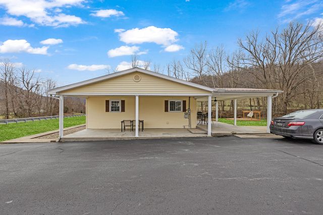 1836 Clarksburg Road, Vanceburg, KY 41179