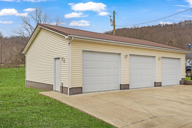 1836 Clarksburg Road, Vanceburg, KY 41179