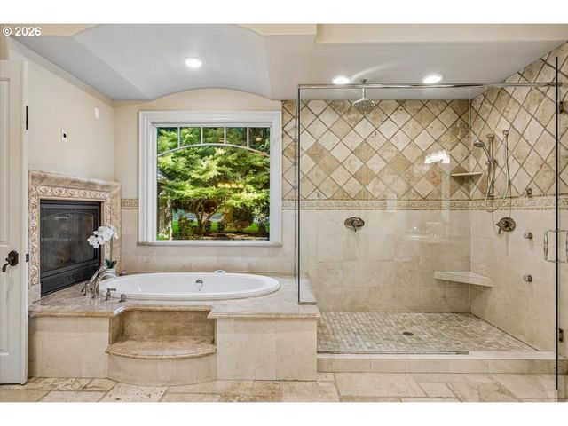 1261 Sw UNDERHILL Rd, Portland, OR 97219