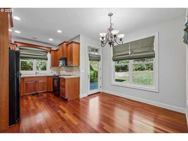 1261 Sw UNDERHILL Rd, Portland, OR 97219