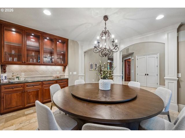 1261 Sw UNDERHILL Rd, Portland, OR 97219