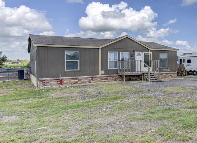 445 Rancho Linda Dr., Lockhart, TX 78644