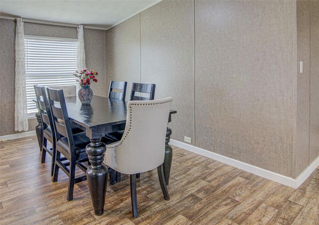 445 Rancho Linda Dr., Lockhart, TX 78644