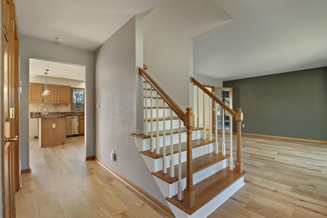 201 Karyl STREET, Burlington, WI 53105