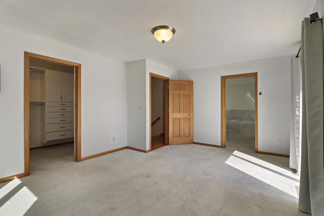 201 Karyl STREET, Burlington, WI 53105