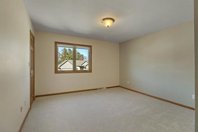 201 Karyl STREET, Burlington, WI 53105