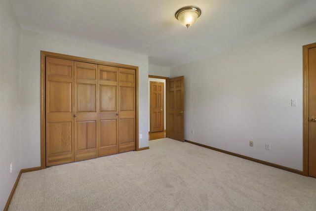 201 Karyl STREET, Burlington, WI 53105