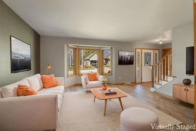 201 Karyl STREET, Burlington, WI 53105