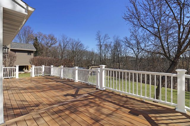 201 Karyl STREET, Burlington, WI 53105