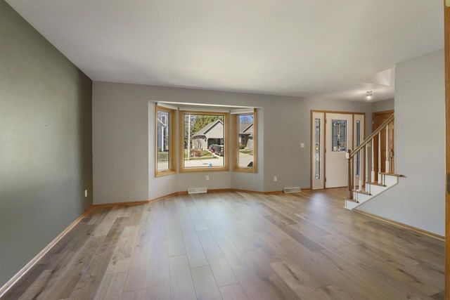 201 Karyl STREET, Burlington, WI 53105