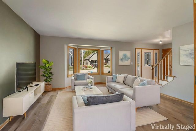 201 Karyl STREET, Burlington, WI 53105
