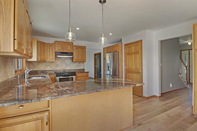 201 Karyl STREET, Burlington, WI 53105