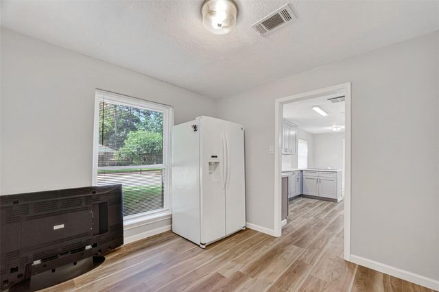 25503 Foxbriar Lane, Spring, TX 77373