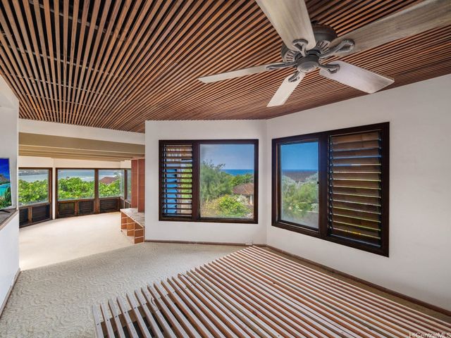 4134 Black Point Road, Honolulu, HI 96816