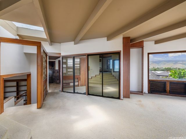 4134 Black Point Road, Honolulu, HI 96816