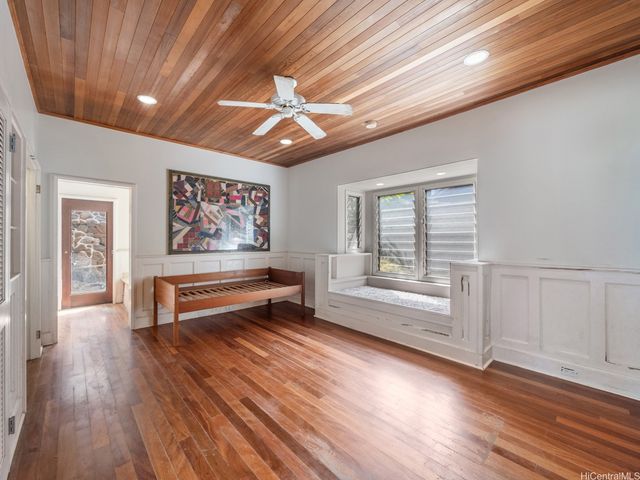 4134 Black Point Road, Honolulu, HI 96816